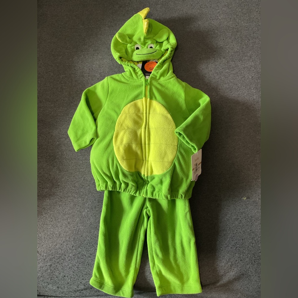 Carters dinosaur costume 6-9 months NWT
